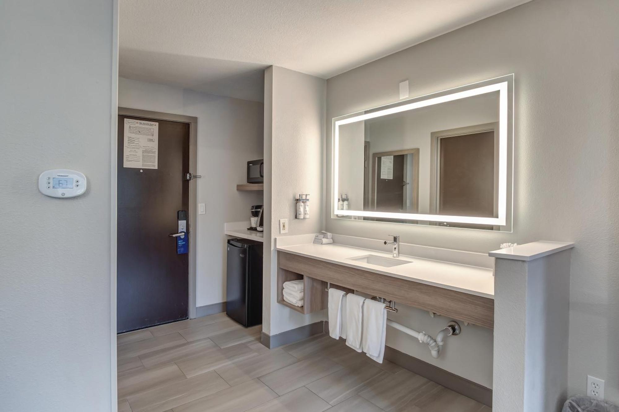 Holiday Inn Express Portland East - Columbia Gorge By Ihg Troutdale Exteriör bild